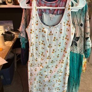 Forever 21 Stretchy Floral dress